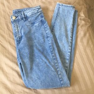 American Eagle Jeans - High Waisted